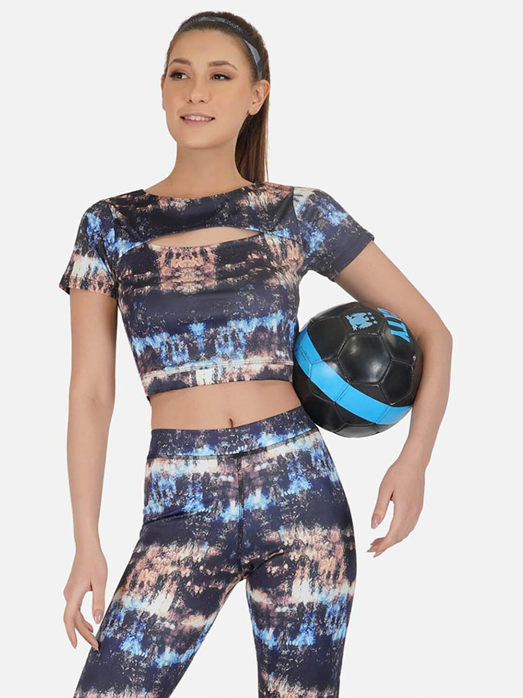 IMPERATIVE Black Floral Print Crop Top