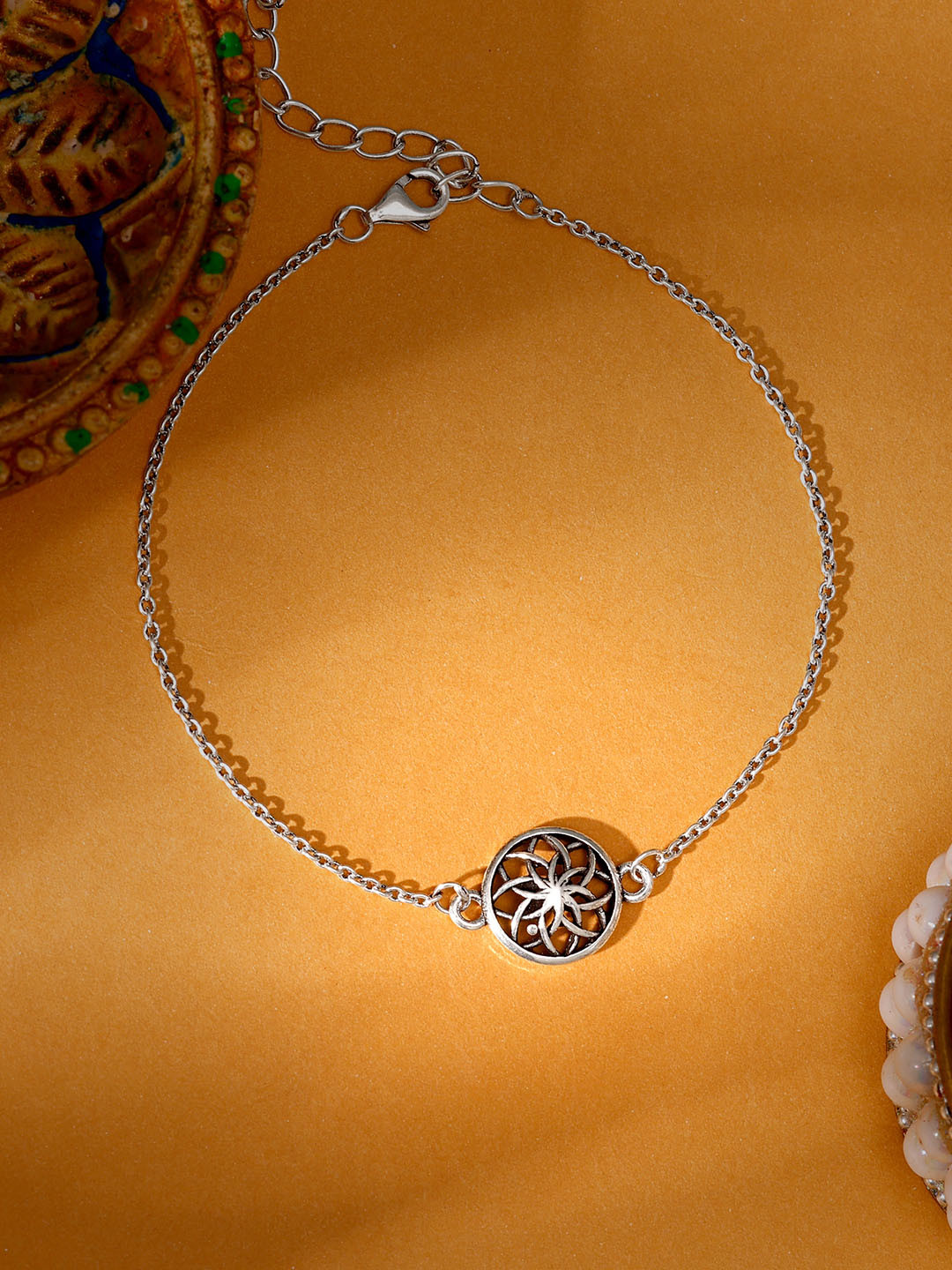 GIVA 925 Sterling Silver Rhodium Plated Sphere Floral Bracelet