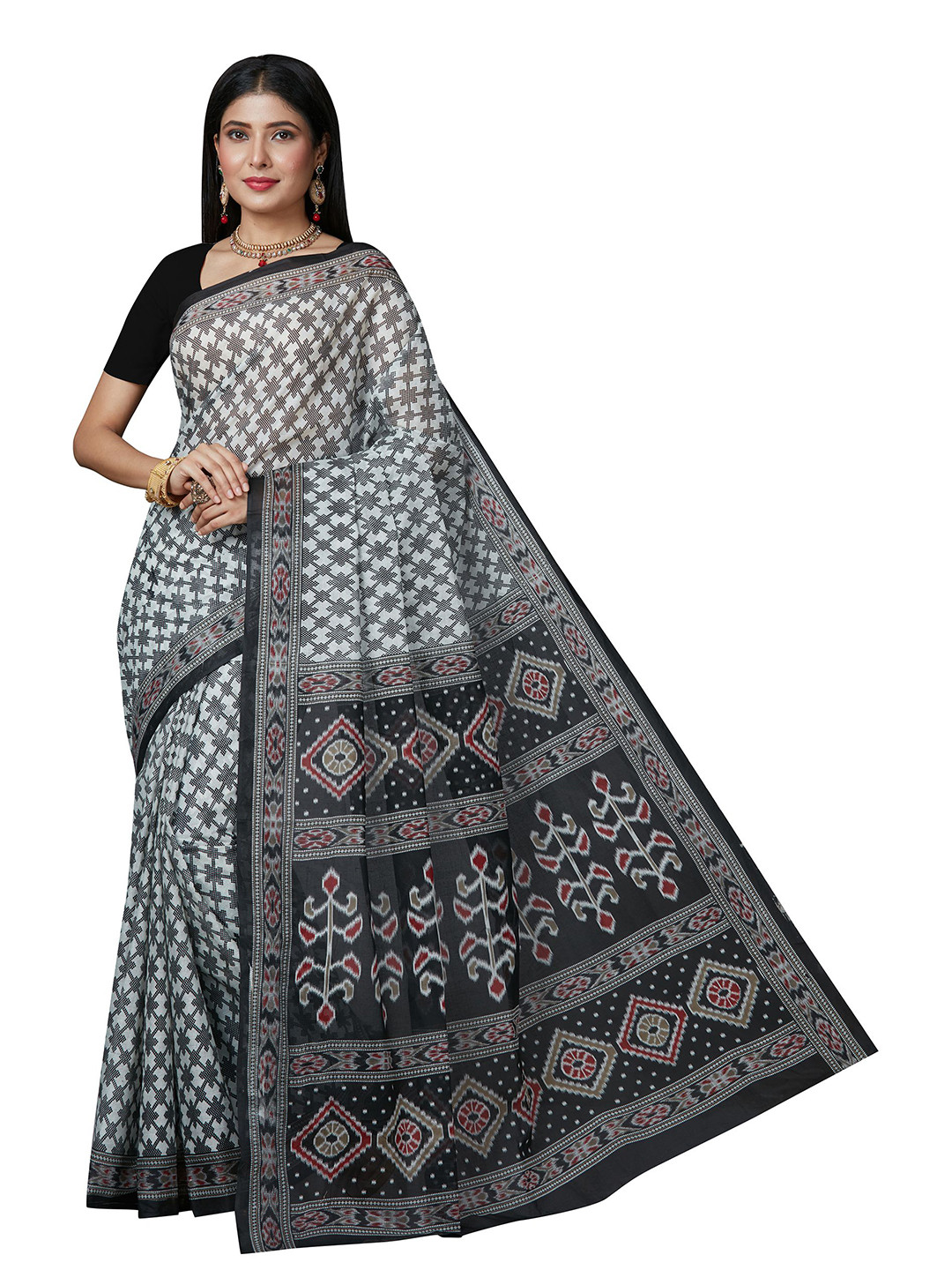 SHANVIKA White & Black Pure Cotton Block Print Saree