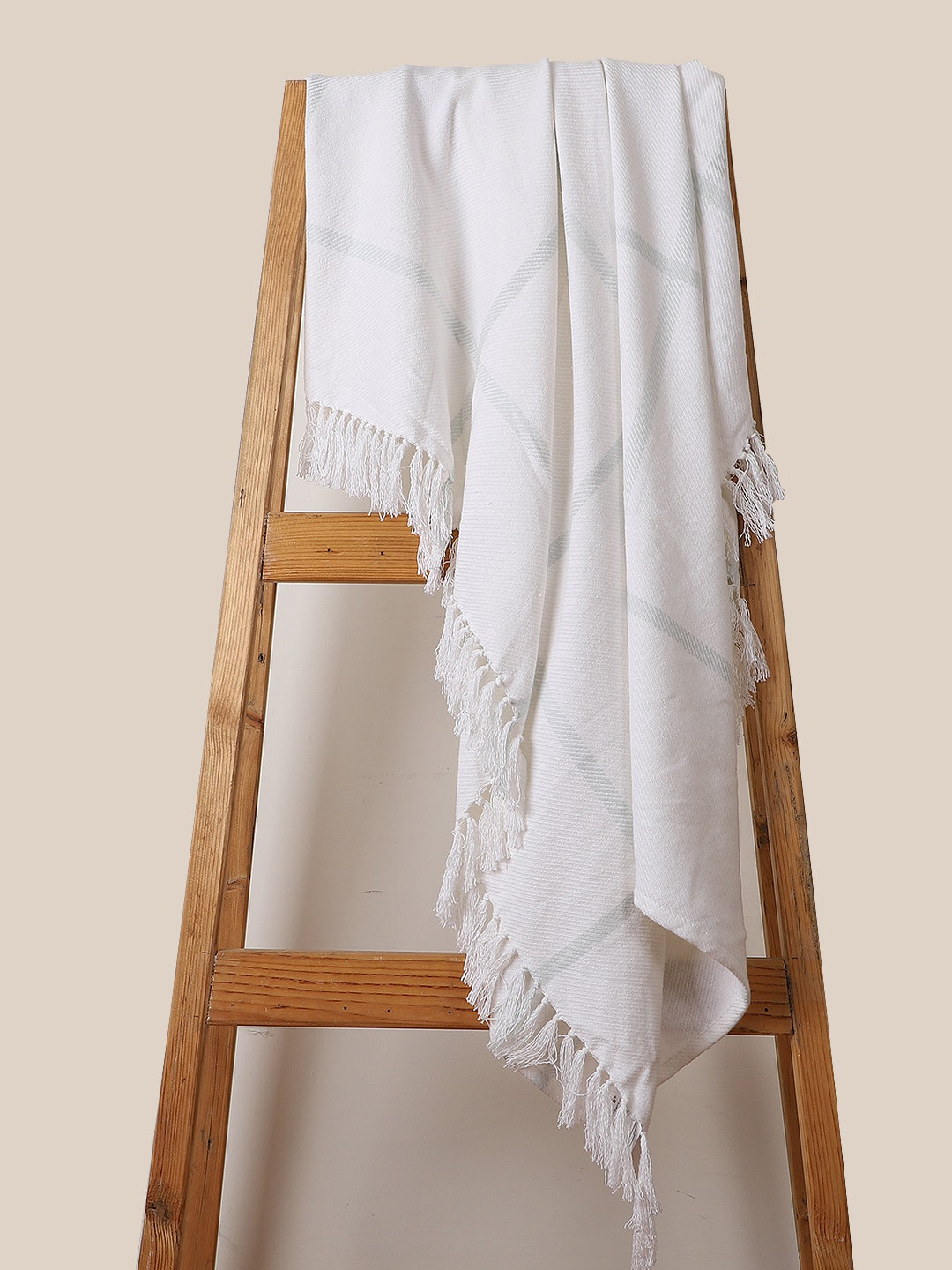 Jamio Firati White & Grey Solid Cotton Throw