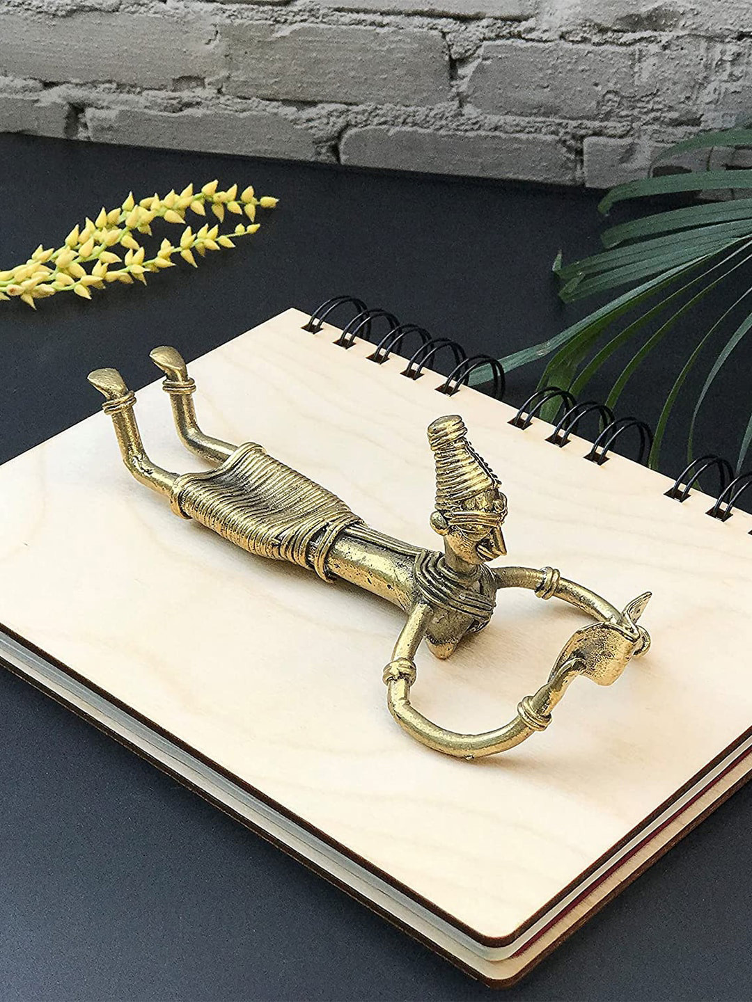 DULI Dhokra Art Lady Reading Book Gold Brass Natural Study Room Hand-Crafted Small Showpiece -