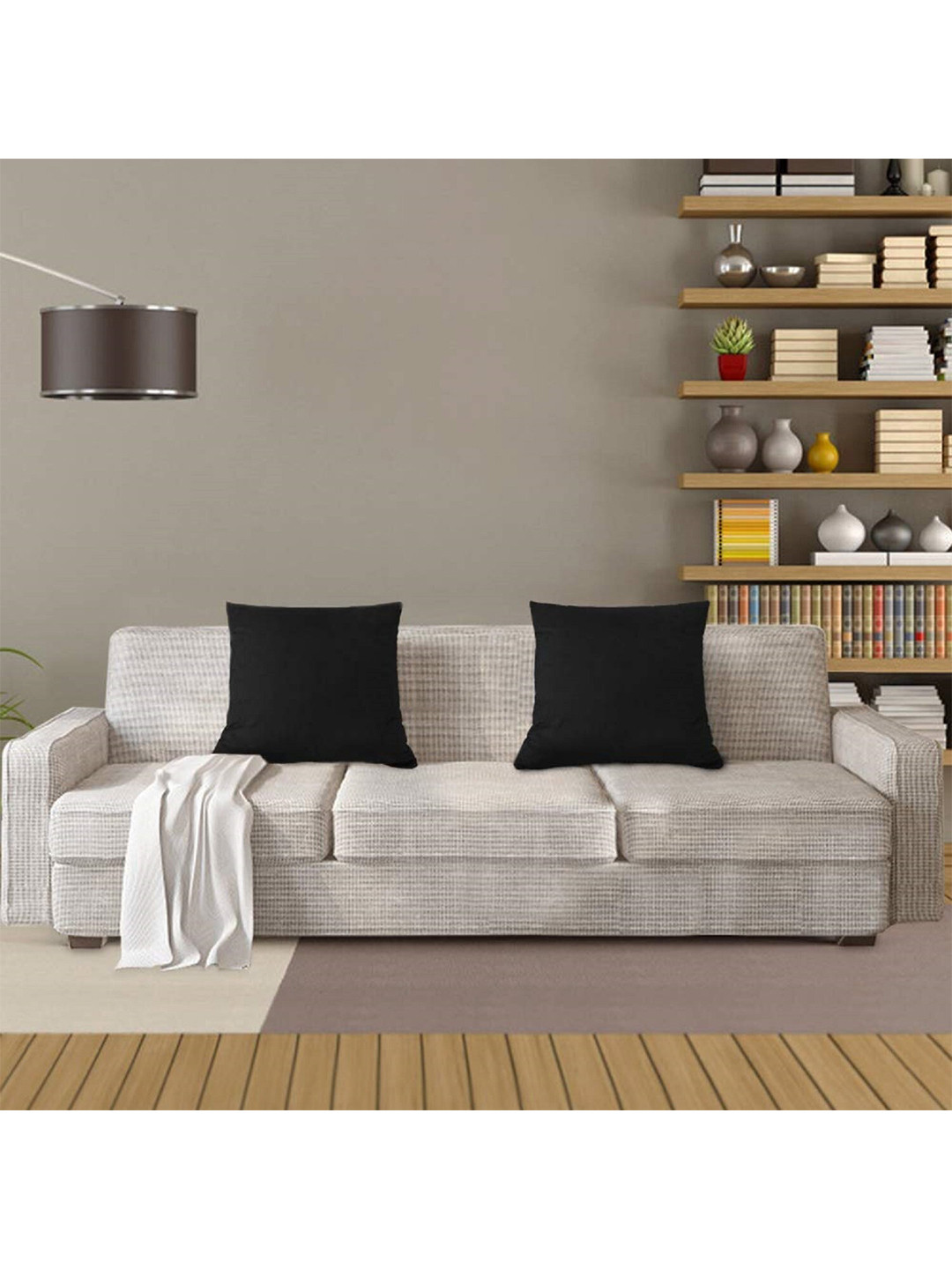 Pum Pum Black Velvet Durable 2 Pcs Square Cushion Covers - 17.7 x 17.7 In