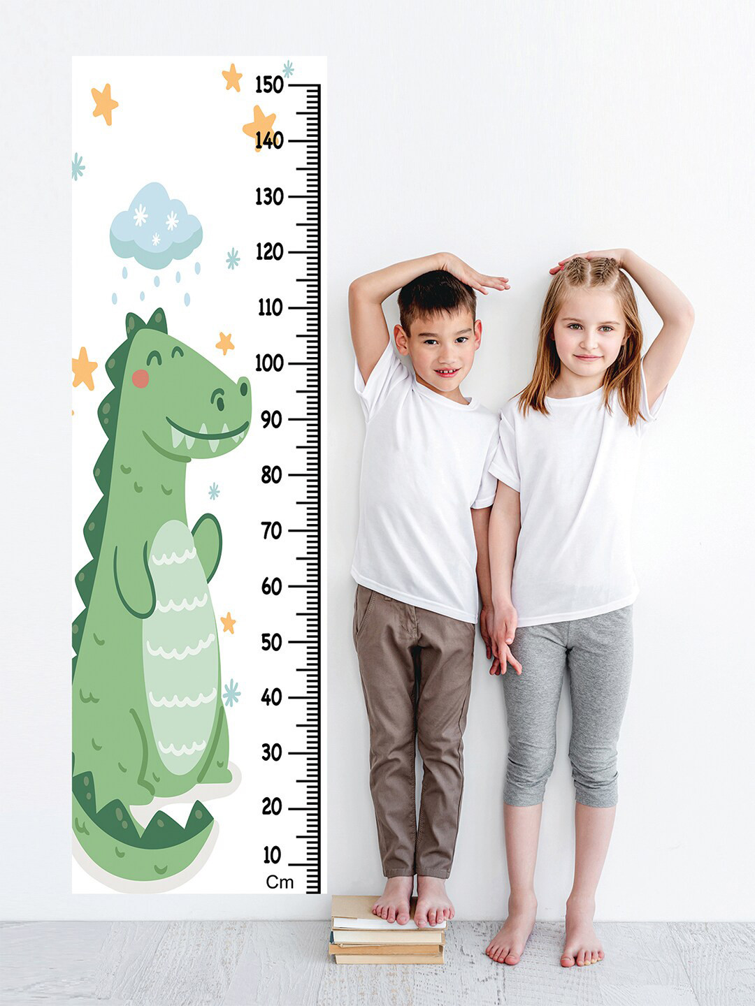 WENS White & Green Cartoon Alligator Height Chart Wall Decal