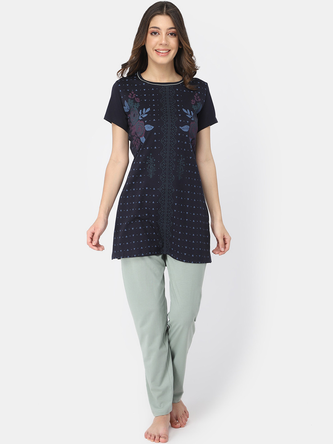 Bell Paper Women Navy Blue Printed Night suit