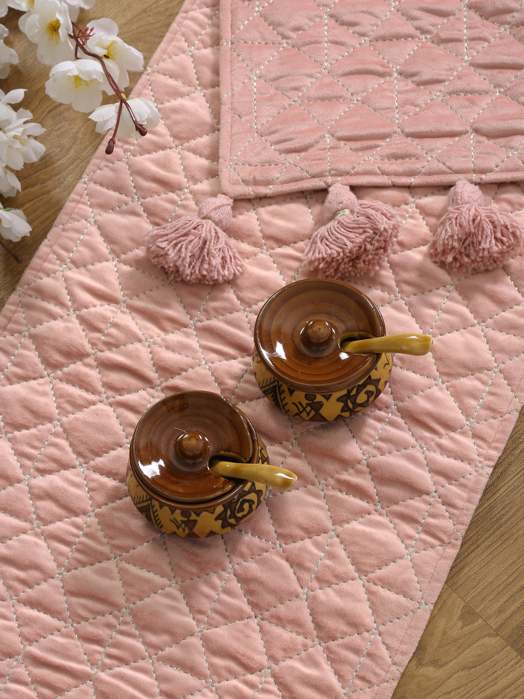 eyda Pink Solid Quilted Cotton Table Runner