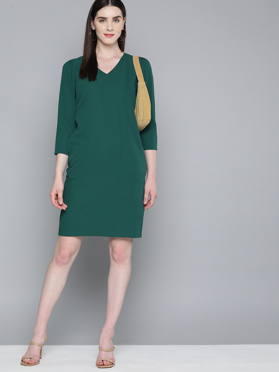Chemistry Textured V-Neck Shift Dress
