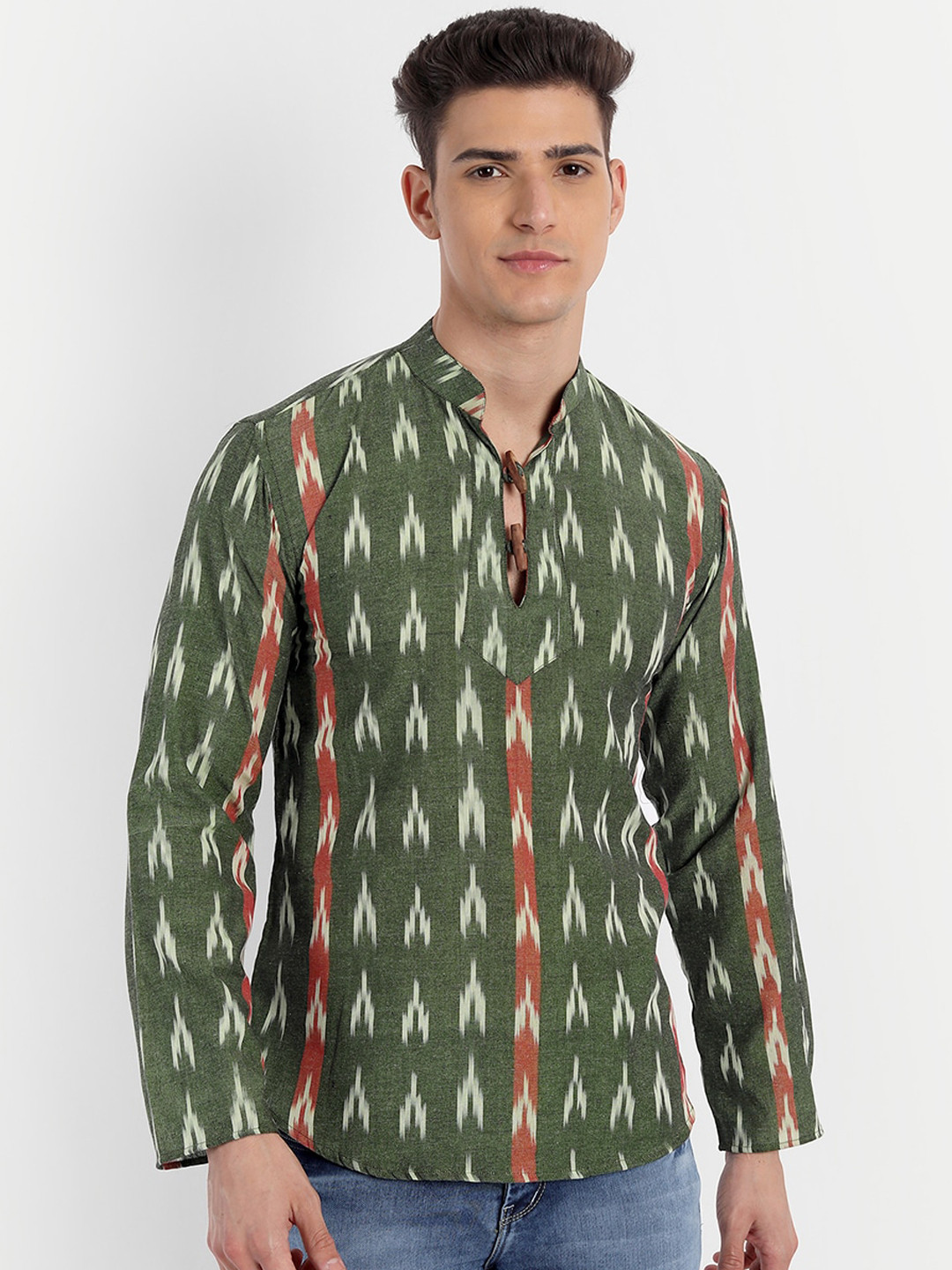 Aashima Wahal Men Green & Off-White Ikat Pure Cotton Kurta