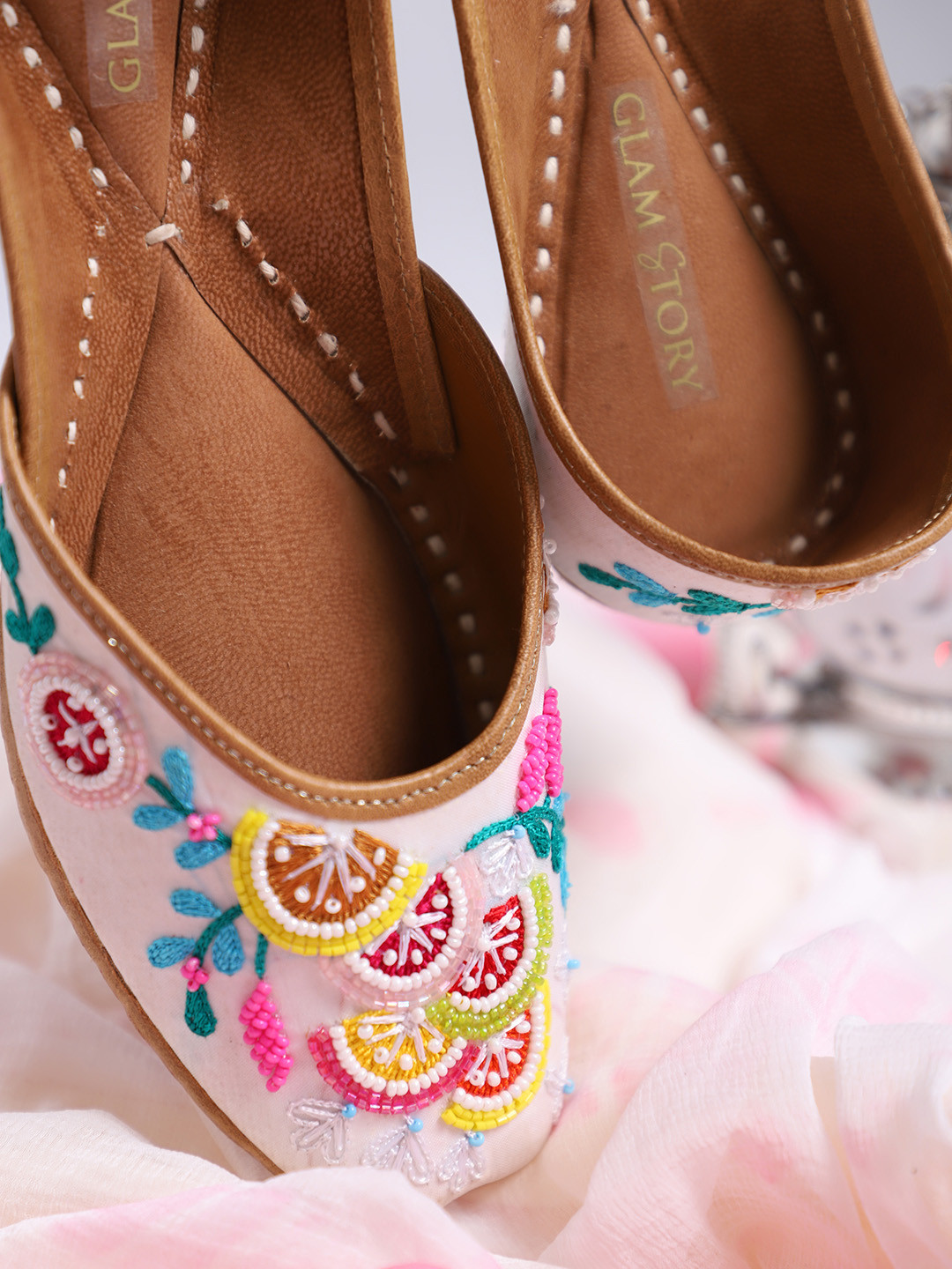 GLAM STORY Women White Embellished Leather Ethnic Mojaris Flats