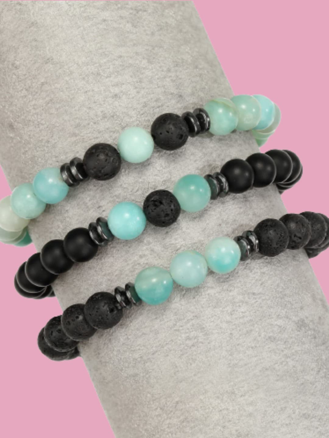 HOT AND BOLD Men Black & Green Onyx Multistrand Bracelet