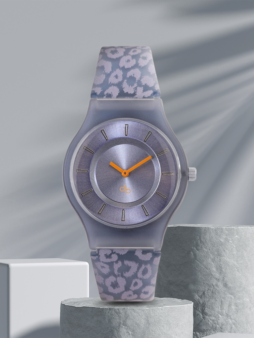 DressBerry Women Analogue Watch MFB-PN-PF-DK2913-NAVY WITH LEOPARD PRINTS