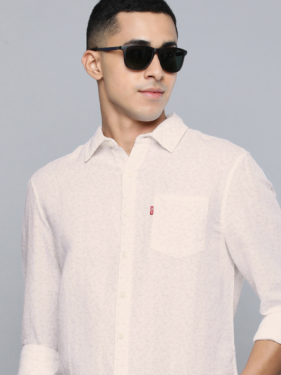 Levis Men White Slim Fit Printed Cotton Linen Casual Shirt