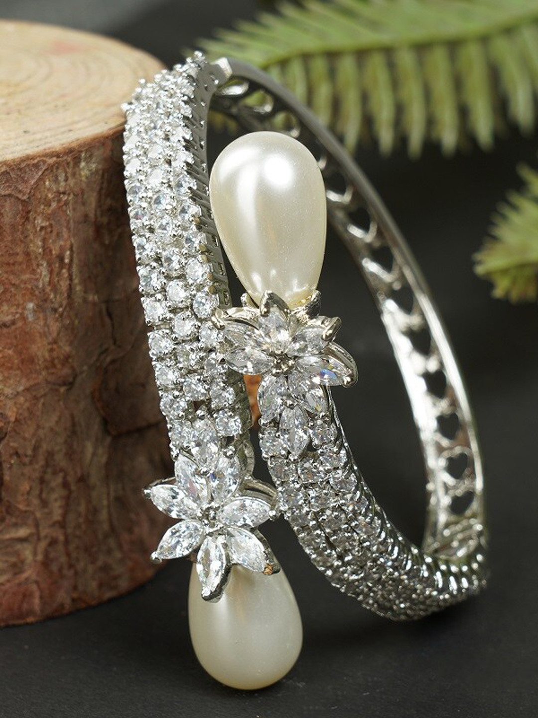 AURAA TRENDS Women Silver-Toned & White American Diamond Rhodium-Plated Wraparound Bracelet