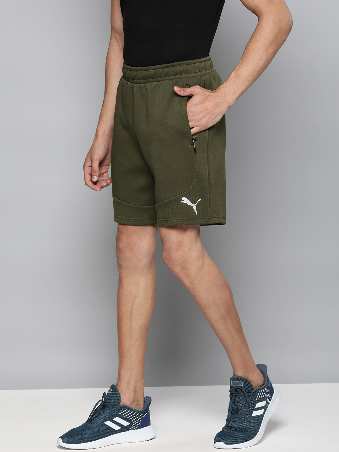 Puma Evostripe Men Regular Fit Shorts