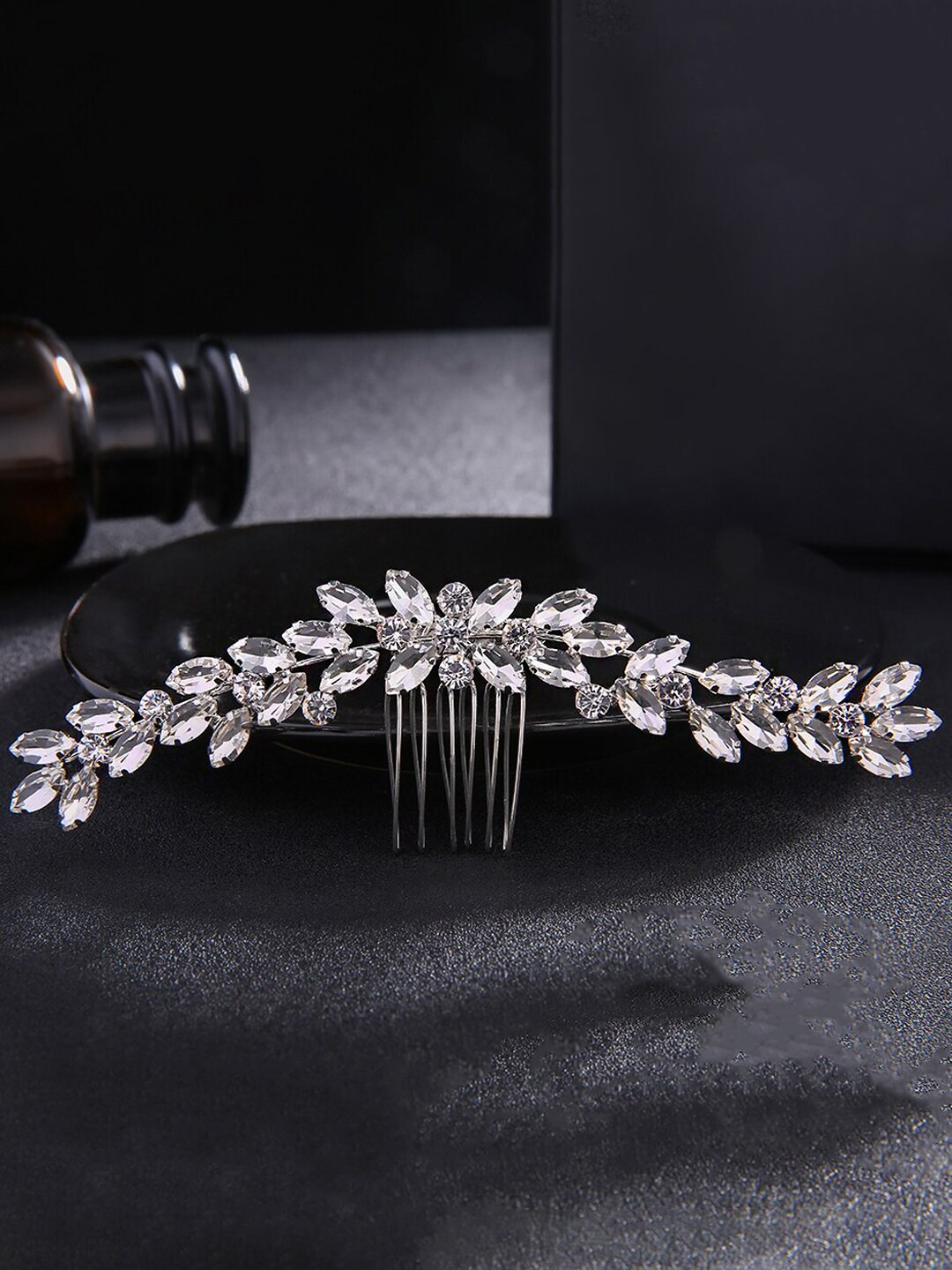 Yellow Chimes Women White & Silver-Toned Flower Crystal Bridal Comb Pin