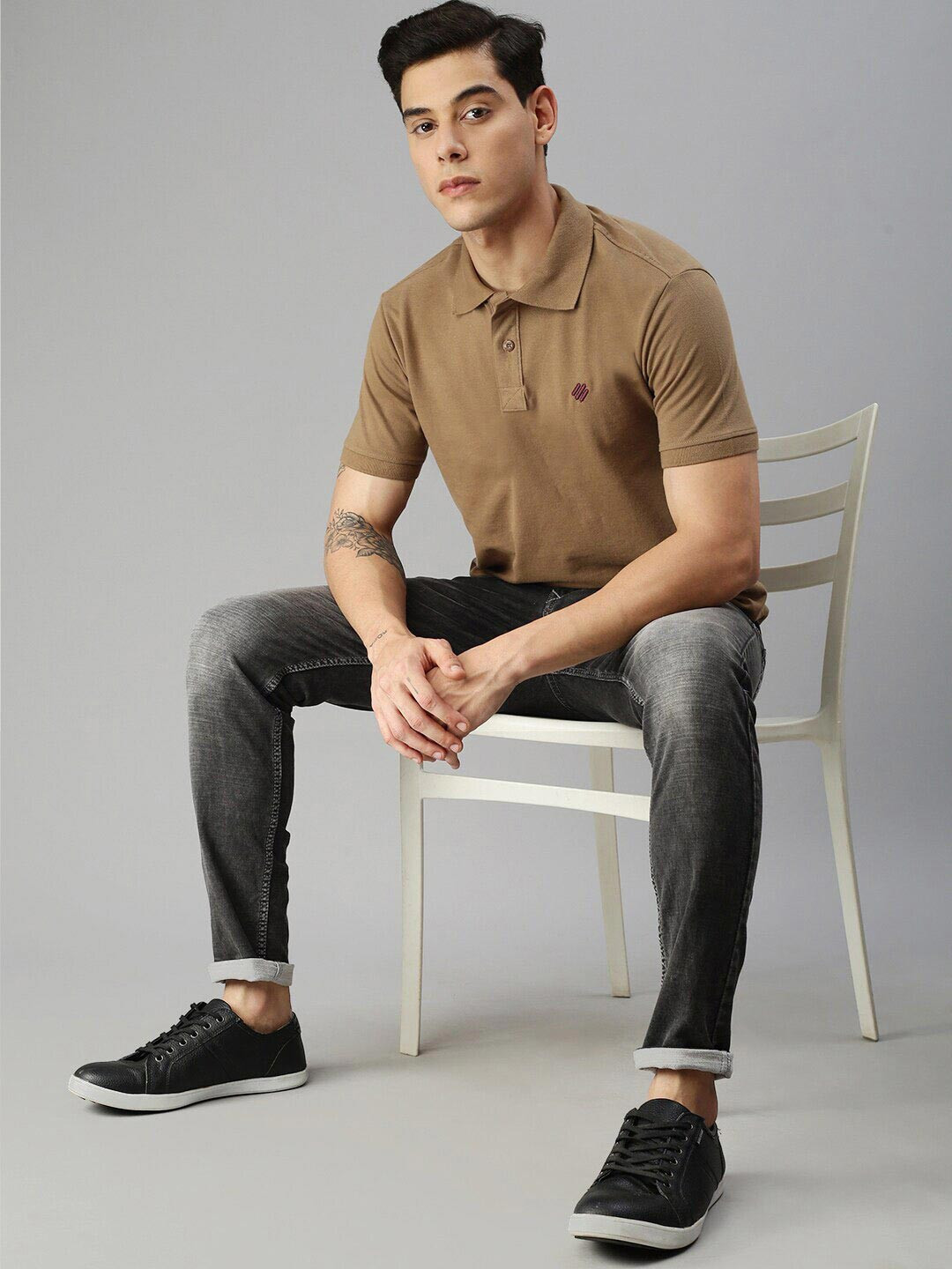 ONN Men Brown Polo Collar T-shirt