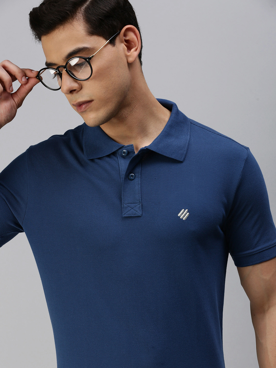 ONN Men Blue Polo Collar T-shirt