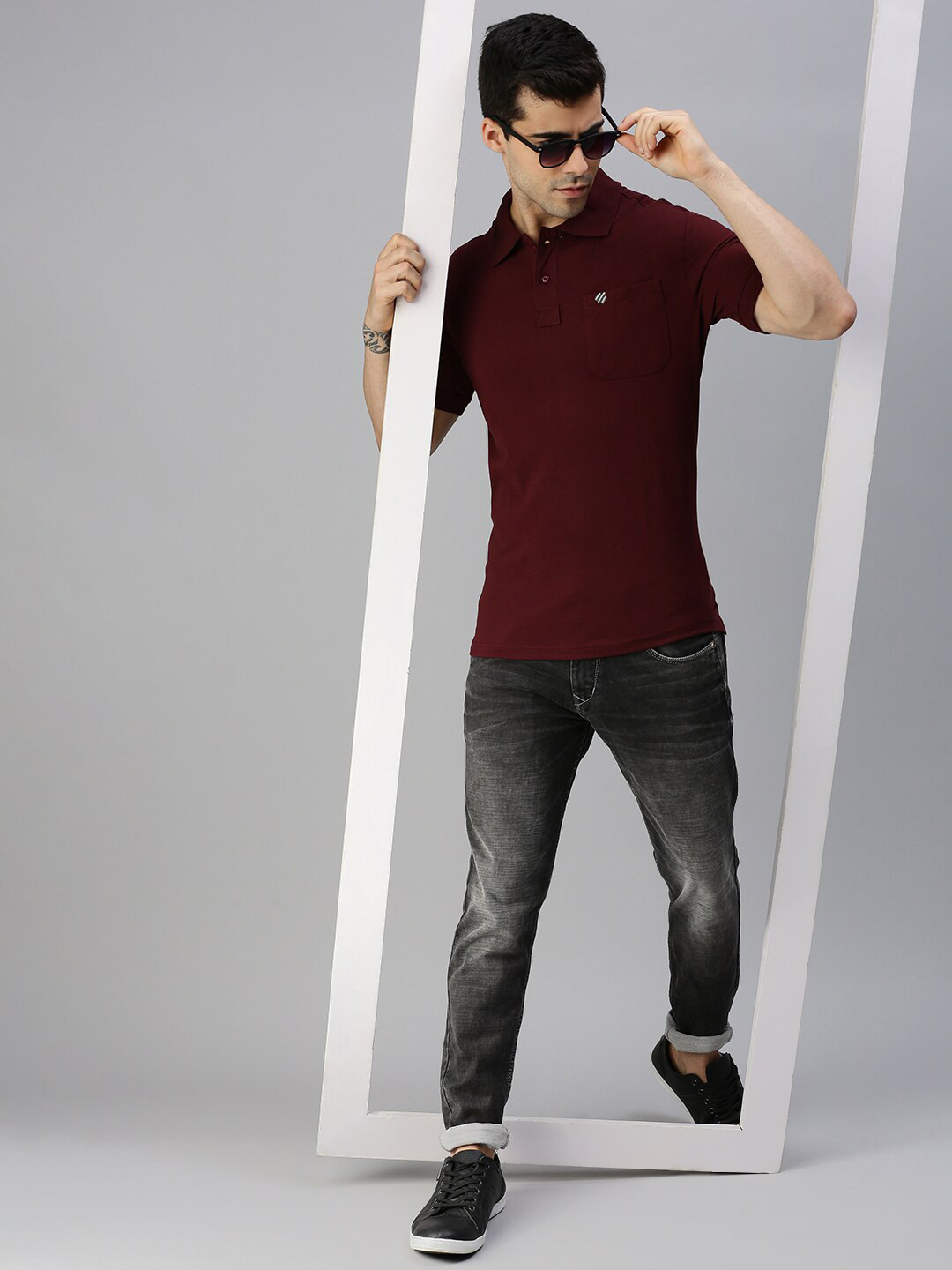 ONN Men Coffee Brown Polo Collar T-shirt