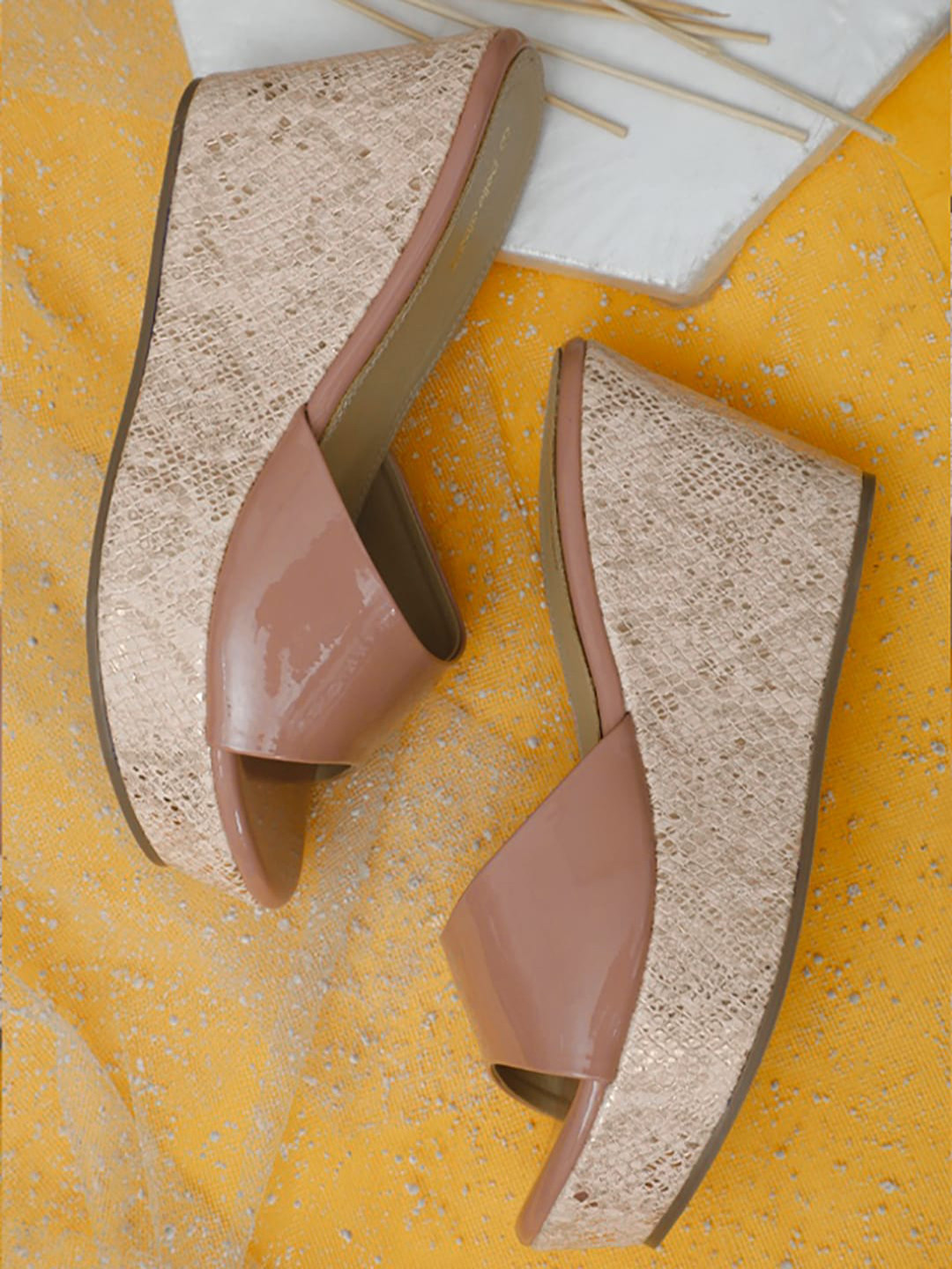 pelle albero Pink & Brown Wedge Heels