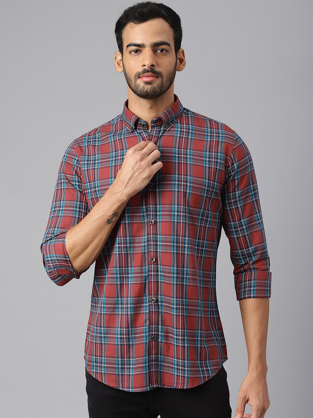 MR BUTTON Men Maroon Slim Fit Tartan Checks Checked Casual Shirt