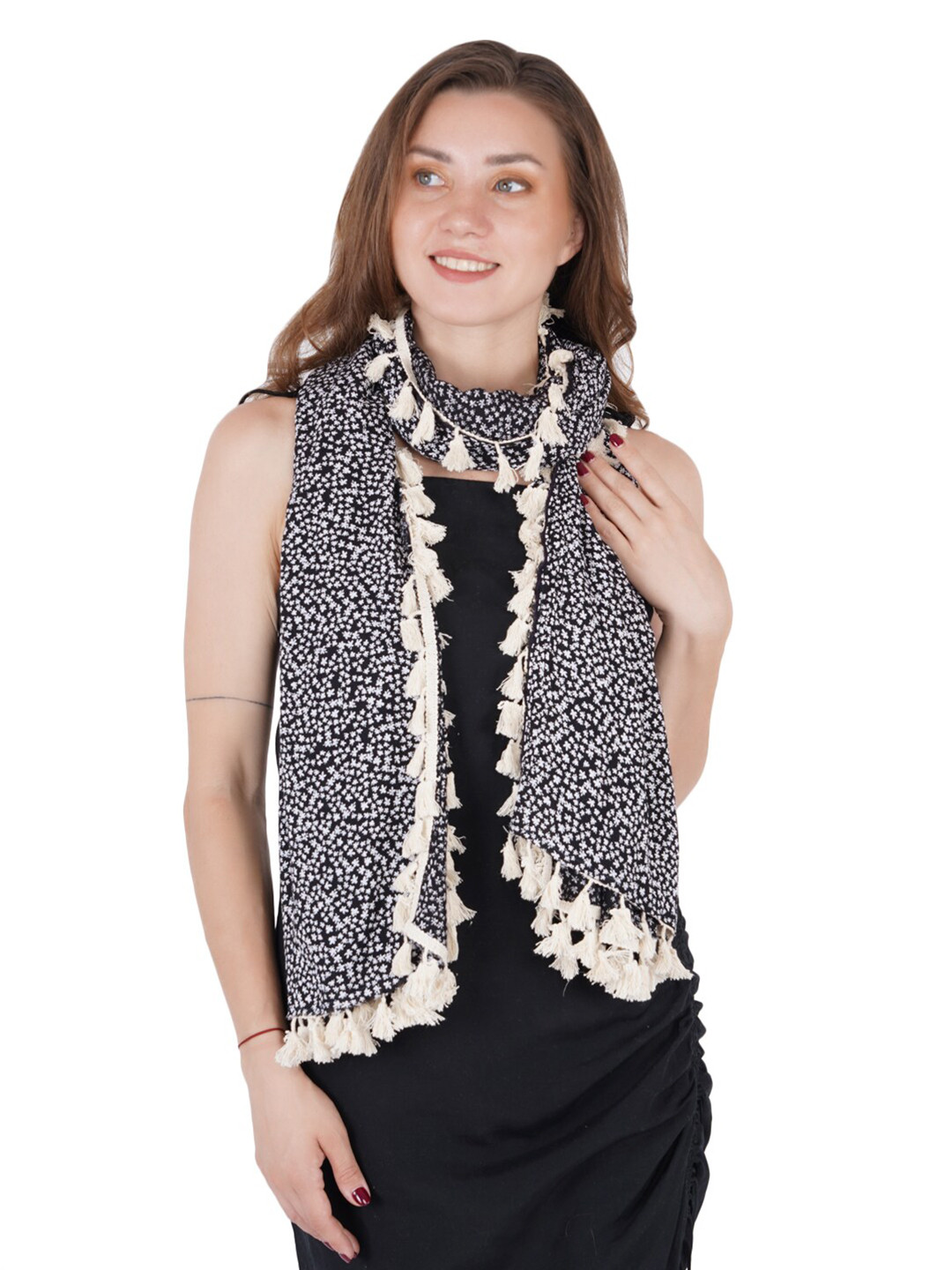 Style Shoes Women White & Black Printed Rayon Stole