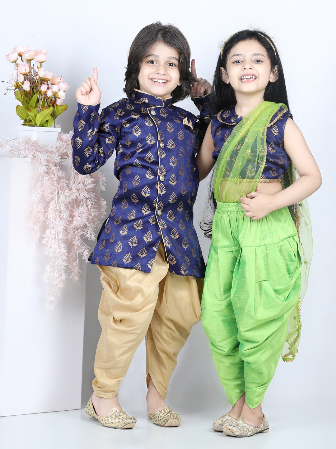 BownBee Girls Blue & Green Embellished Attached Dupatta Dhoti Jacquard Top For Girls