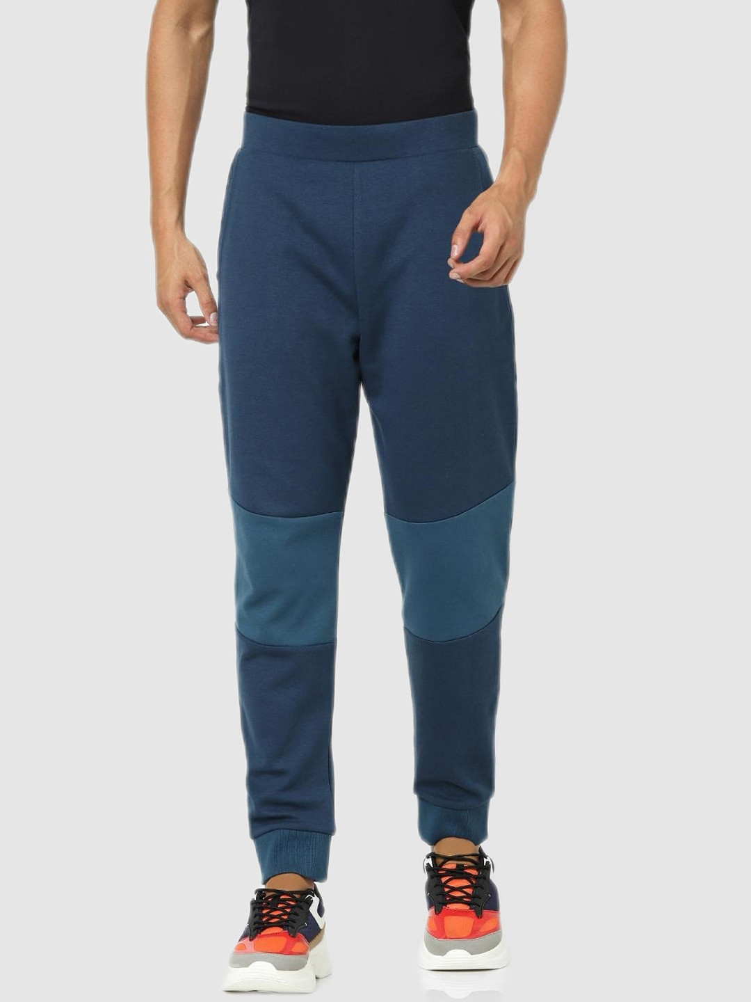 Celio Men Navy Blue Classic Joggers Fit Block Trousers