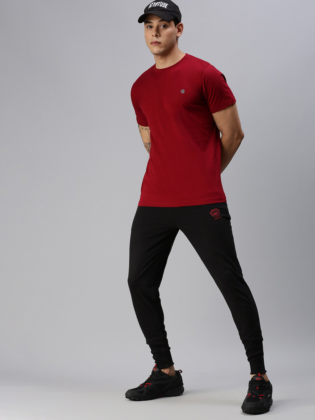 ONN Men Maroon Raw Edge Cotton T-shirt