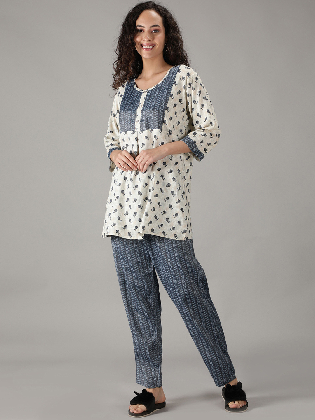 NIGHTSPREE Women Blue & Off White Printed Kurti Style Night Suit