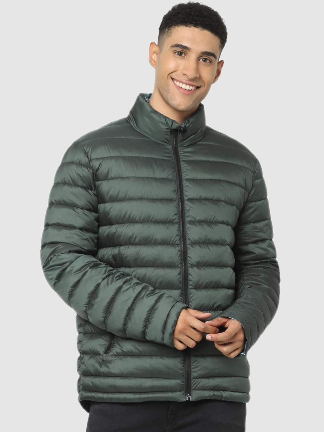 Celio Men Olive Green Striped Puffer Jacket