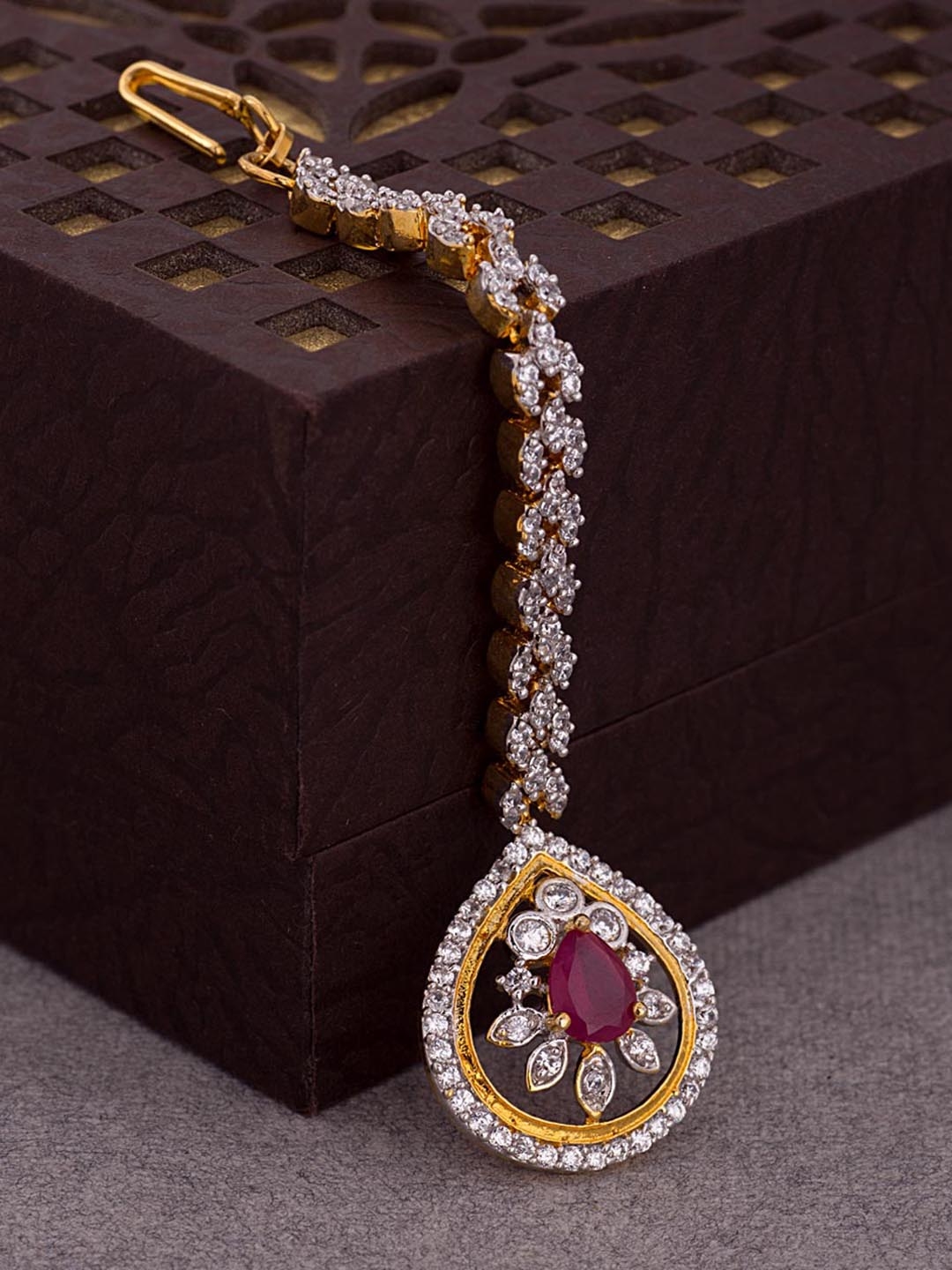 Buy Voylla Colors Generic Gold Toned Stone Studded Maang Tikka Head Jewellery for Women 1902615 Myntra