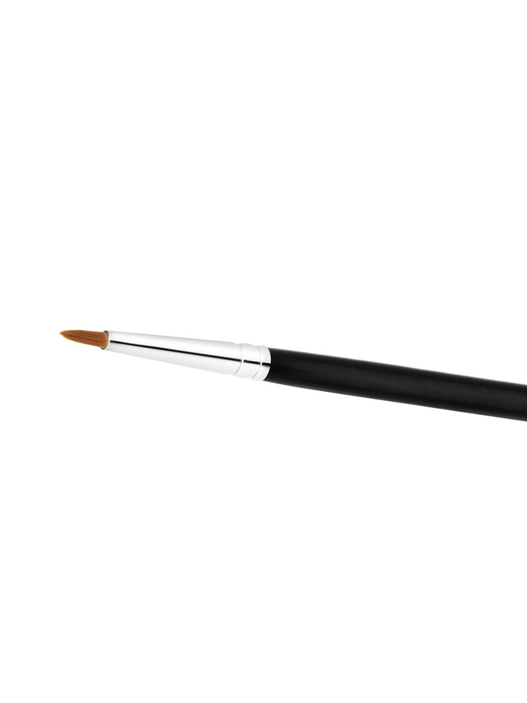 MAC 209 Eyeliner Brush Reviews, Price, Benefits How To Use It?