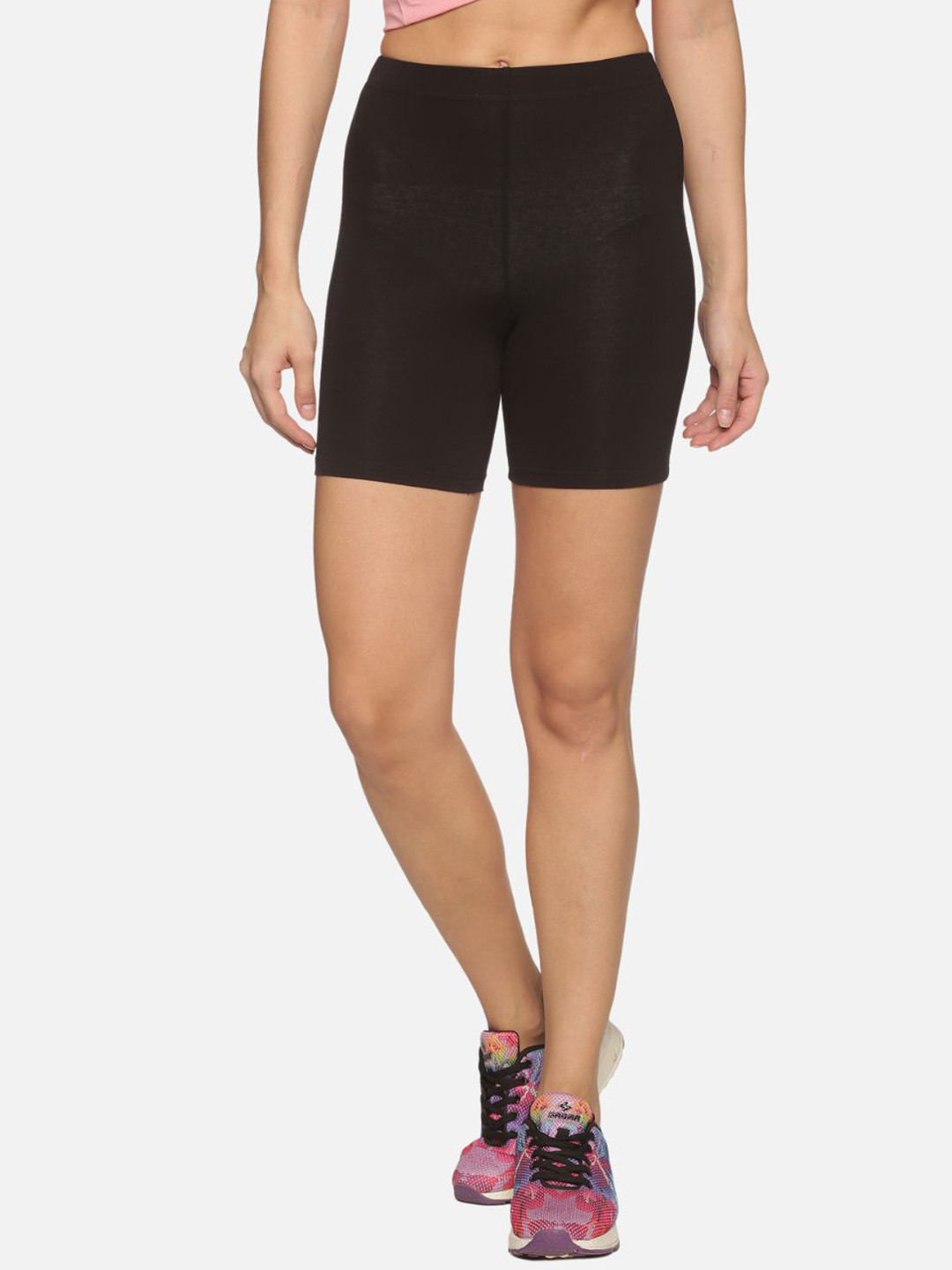 Outflits Women Black Solid Cotton Skinny Fit Cycling Shorts