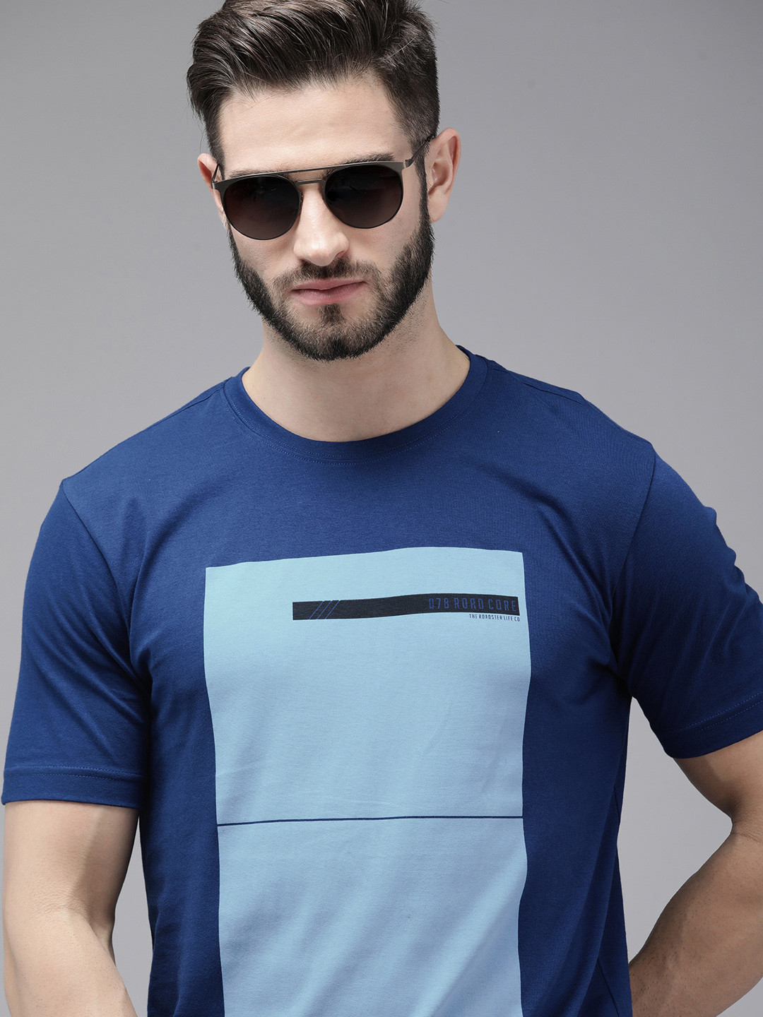Roadster Men Navy Blue & Blue Colourblocked Pure Cotton T-shirt
