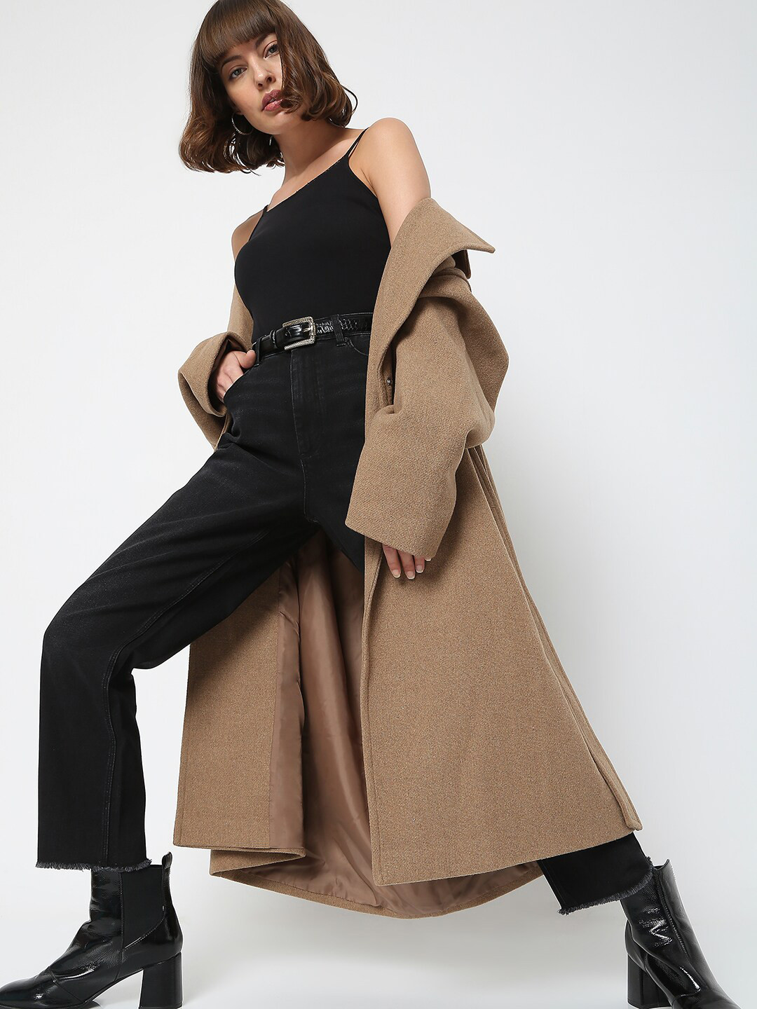 Vero Moda Women Black Solid Cotton Ripped Jeans