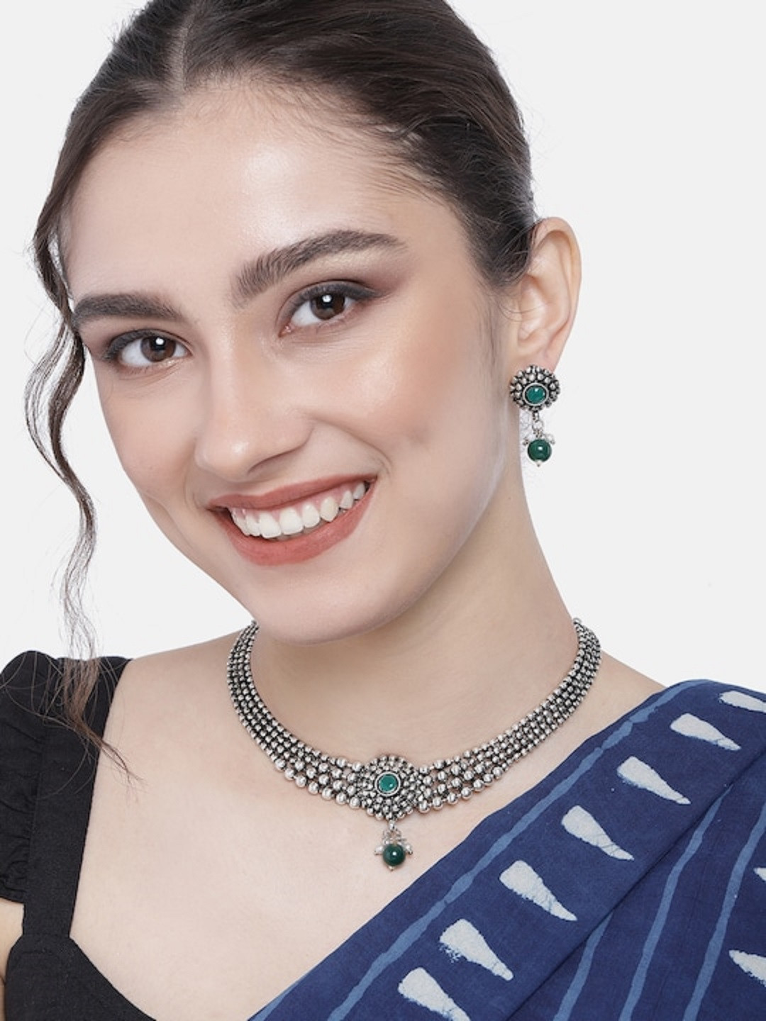 I Jewels Green Stone Studded Silver Plated Jewellery Set