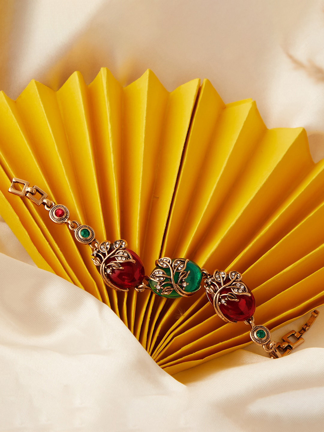 SOHI Women Gold-Toned & Red Gold-Plated Link Bracelet