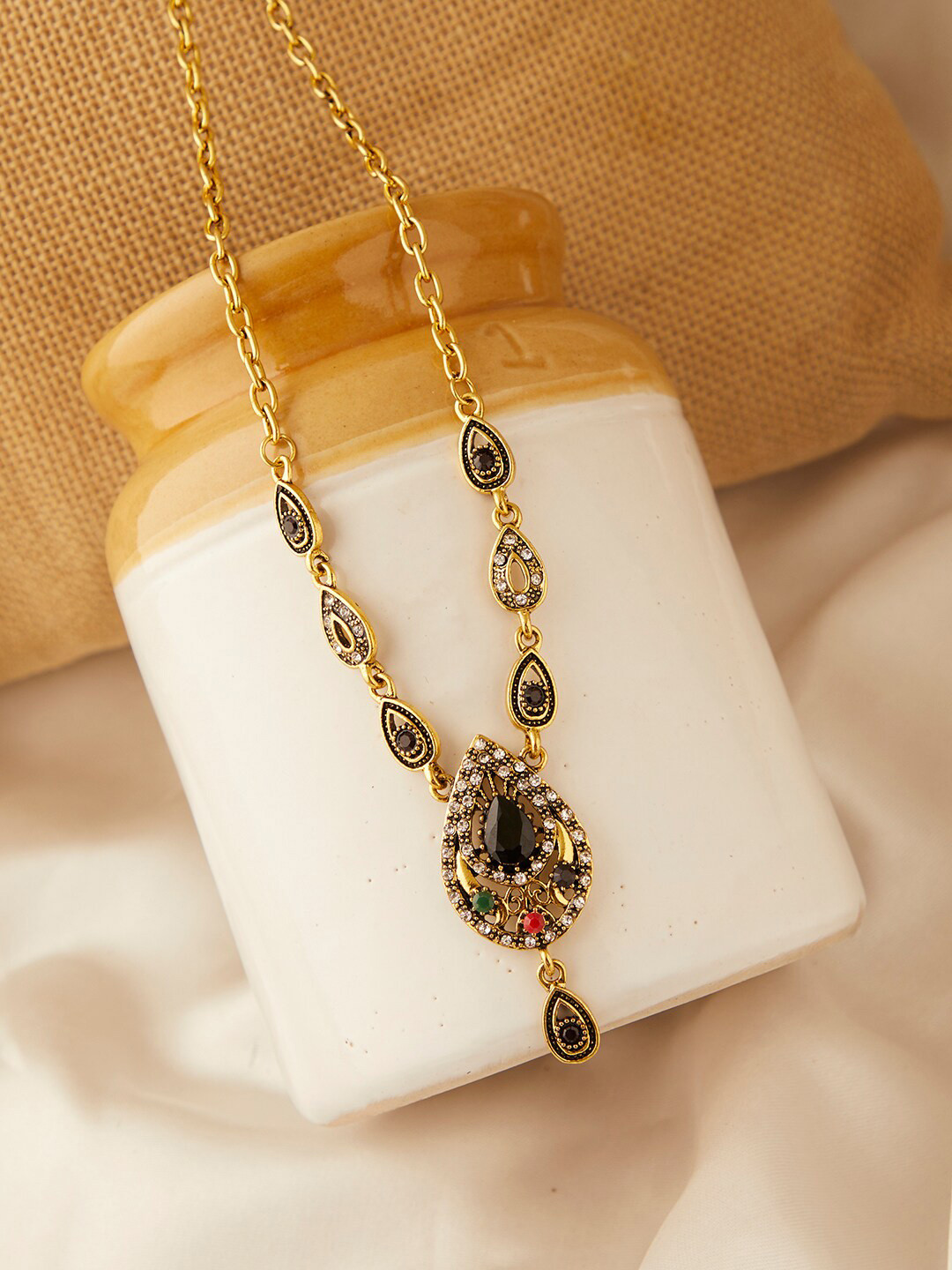 SOHI Black Gold-Plated Artificial Stones Necklace