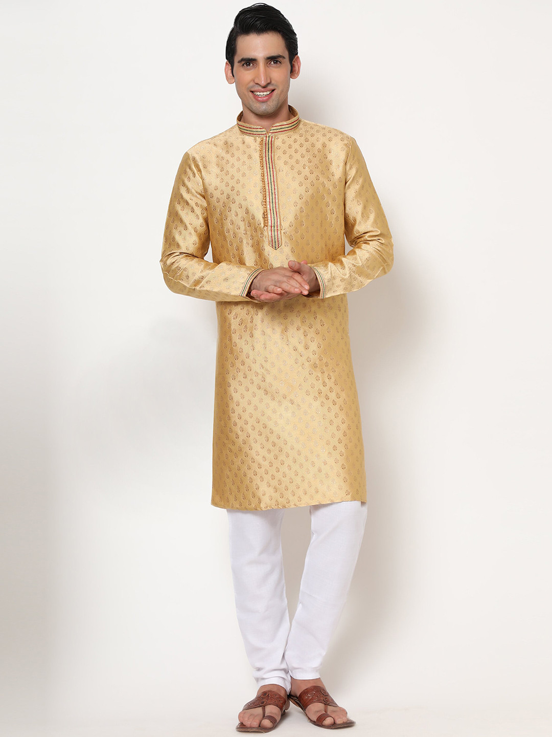 THE GENTLEMENS CLUB Men Green Ethnic Motifs Linen Kurta with Pyjamas