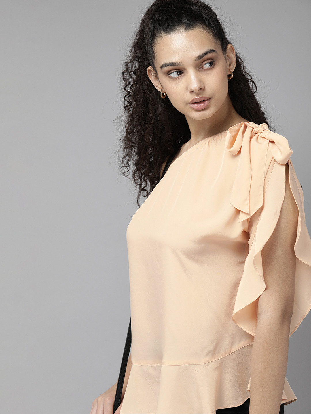 Roadster Cream-Coloured One Shoulder Top