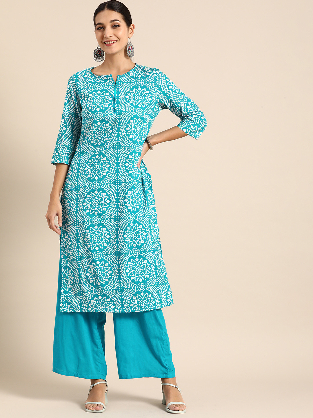 Anouk Women Blue & White Bandhani Print  Cotton Kurta with Palazzos