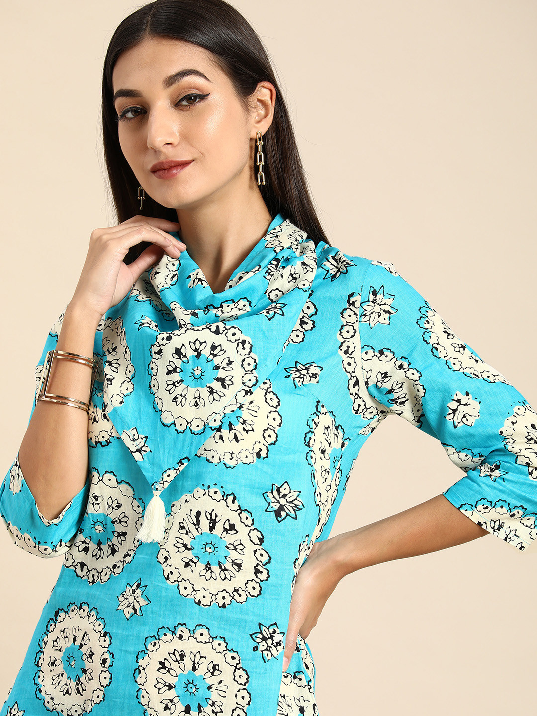 Anouk Women Sky Blue Floral Printed Pure Cotton Kurta with Trousers