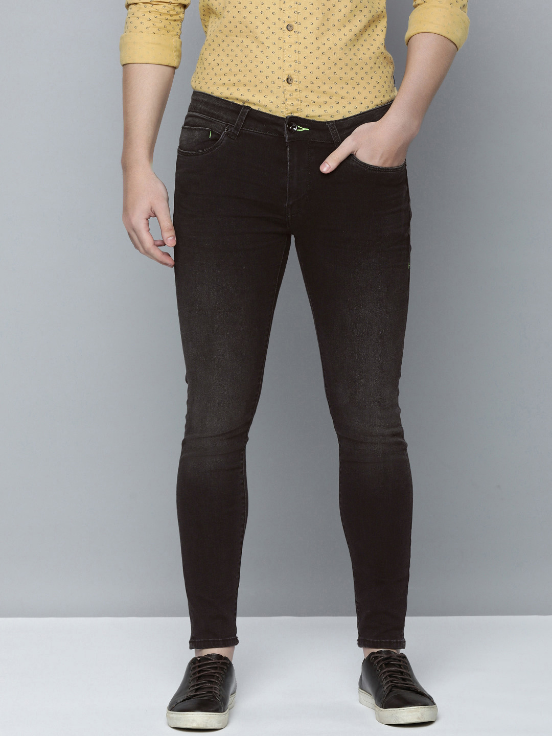 Flying Machine Men Jackson Skinny Fit Light Fade Stretchable Jeans