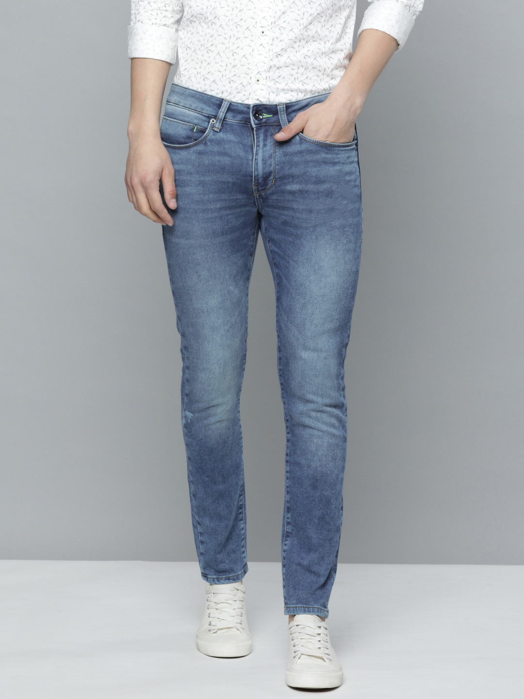 Flying Machine Men Skinny Fit Heavy Fade Stretchable Jeans