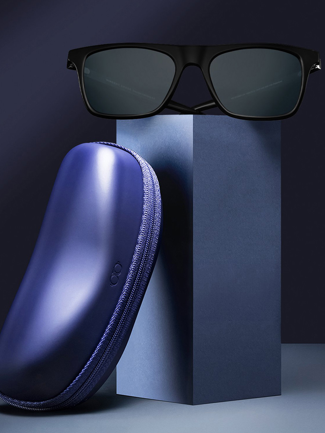 Vincent Chase by Lenskart Unisex Blue Lens & Black Wayfarer Sunglasses with UV Protected Lens 148032