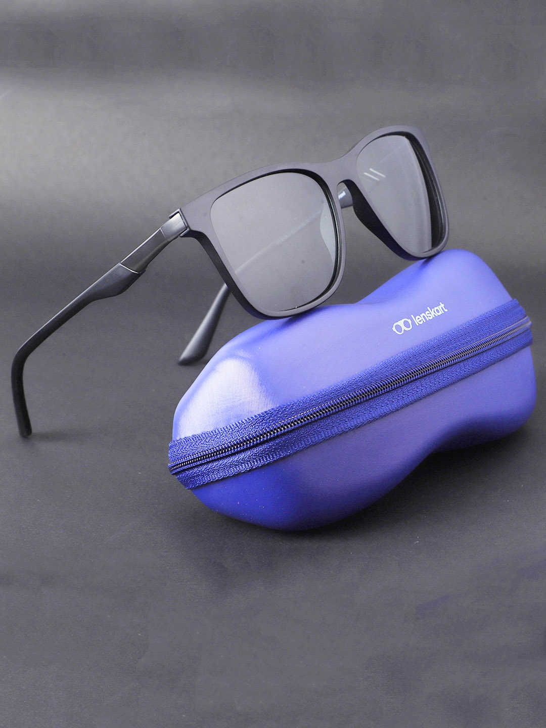 Vincent store chase wayfarer