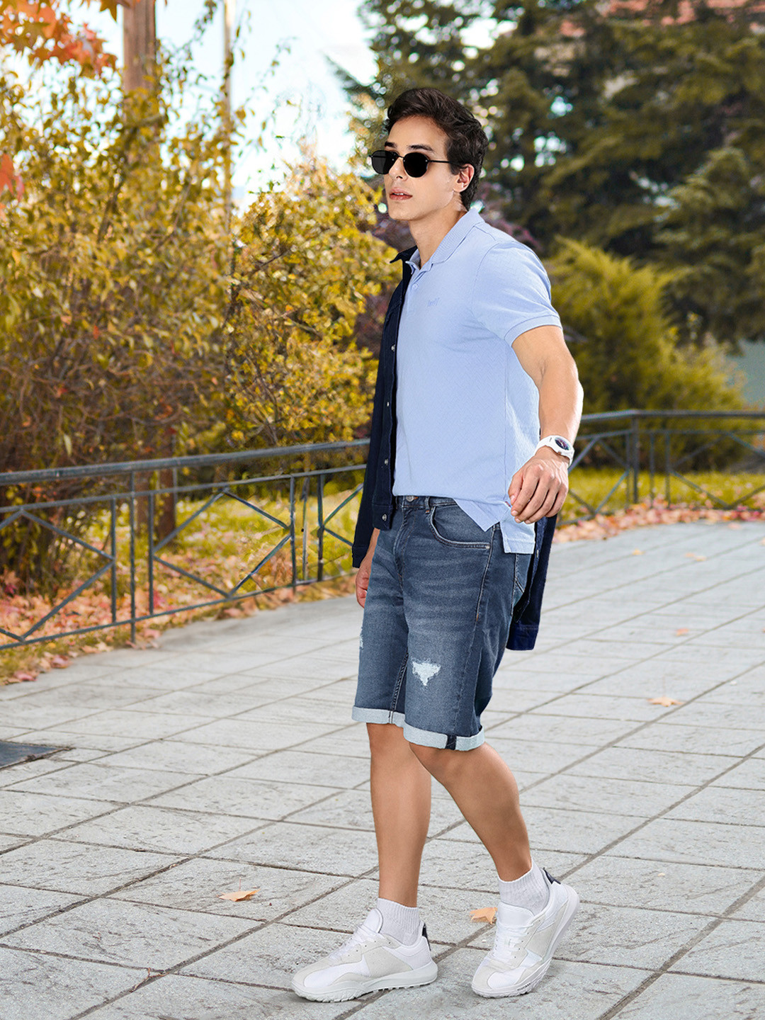 Louis Philippe Jeans Men Blue Washed Slim Fit Distressed Denim Shorts