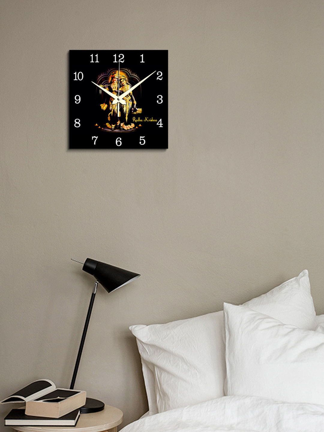 RANDOM Black Dial Wooden Analogue Wall Clock