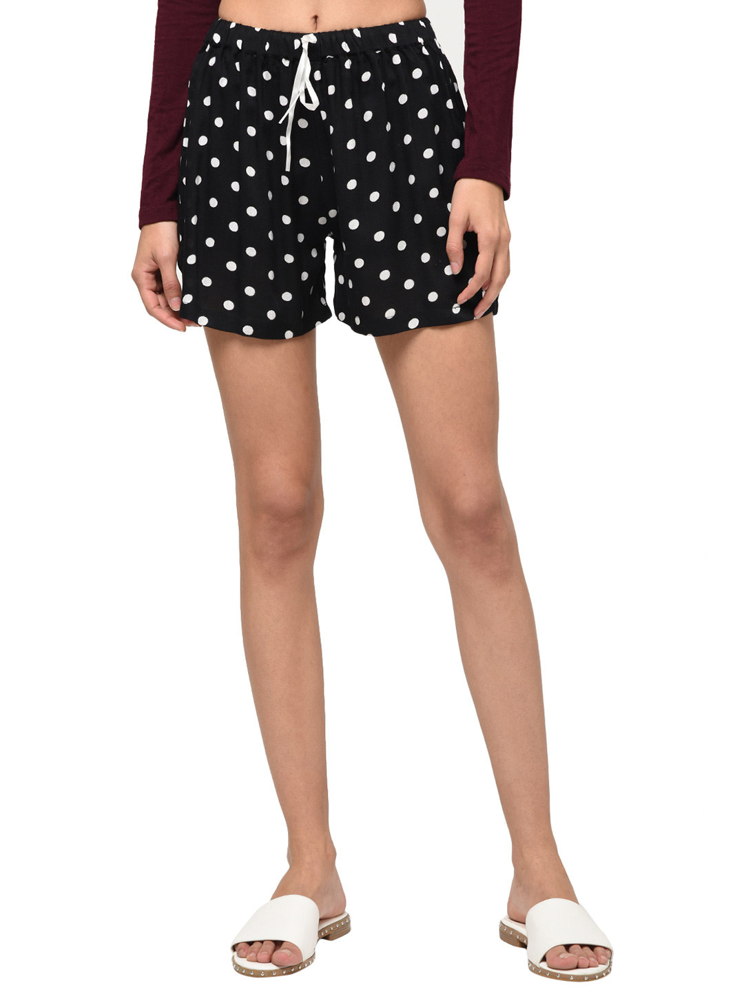 Hive91 Women Black Printed Shorts