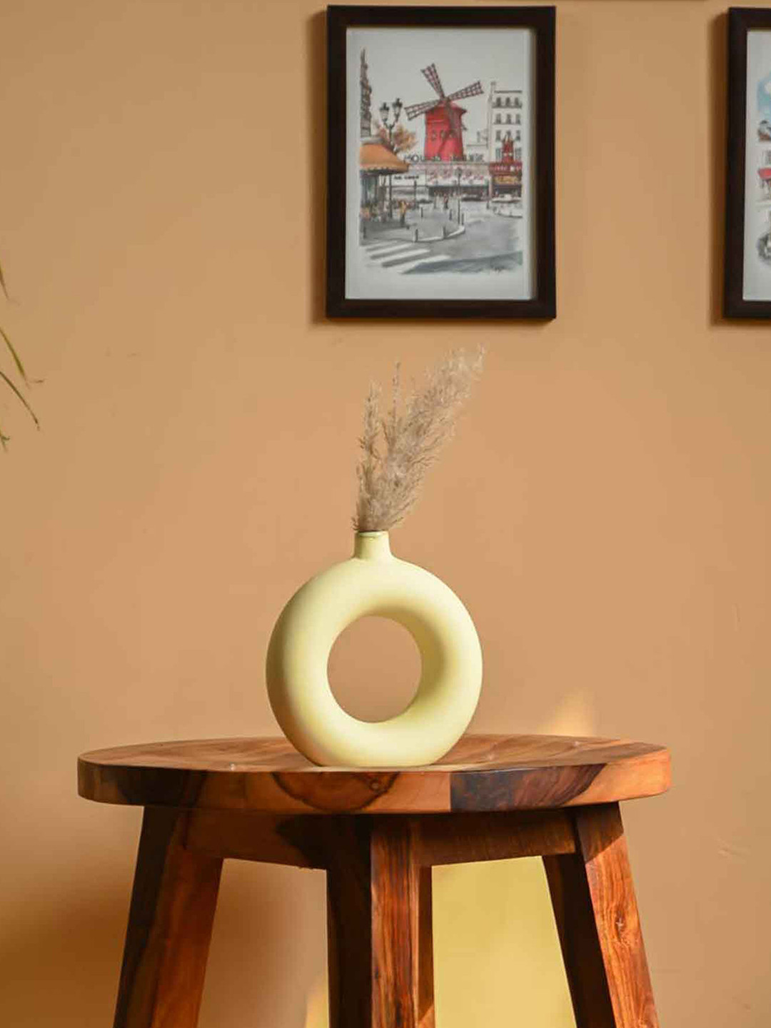 PUREZENTO Yellow Solid Donut Shaped Flower Vases
