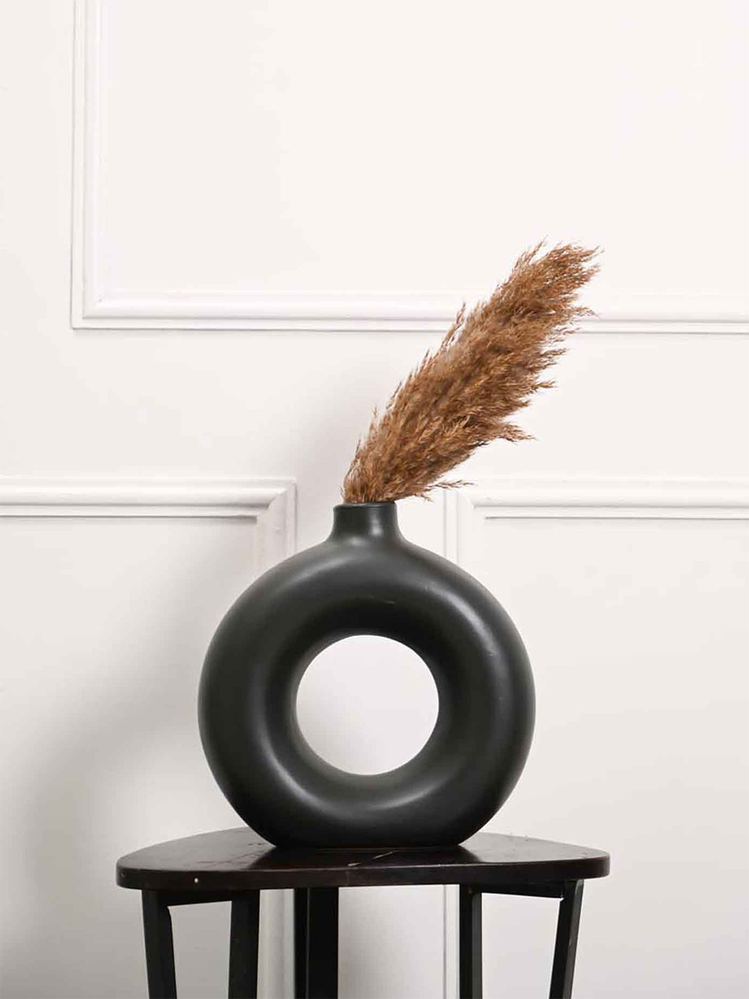 PUREZENTO Black Ceramic Donut-Shaped Flower Vases